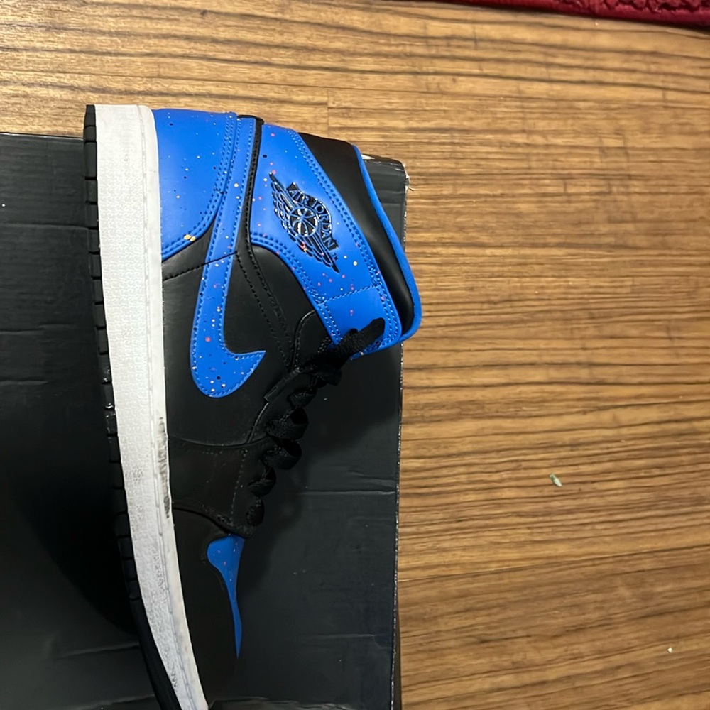 Air Jordan 1 Mid